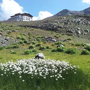 https://hotel-folgore.it-lombardy.com