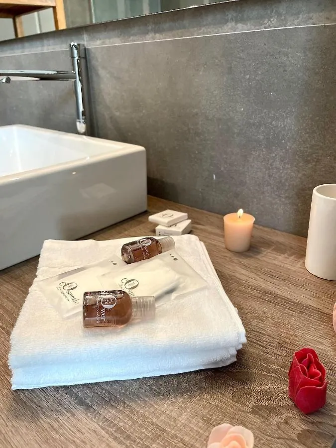 Al Poggio - Luxury Rooms 卡波特拉 住宿加早餐酒店